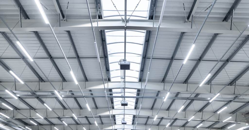 Comment installer un éclairage LED hexagonal ?