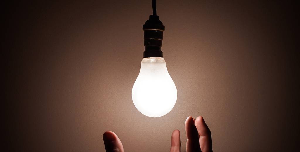 Souscrire un contrat d’électricité en ligne sans frais