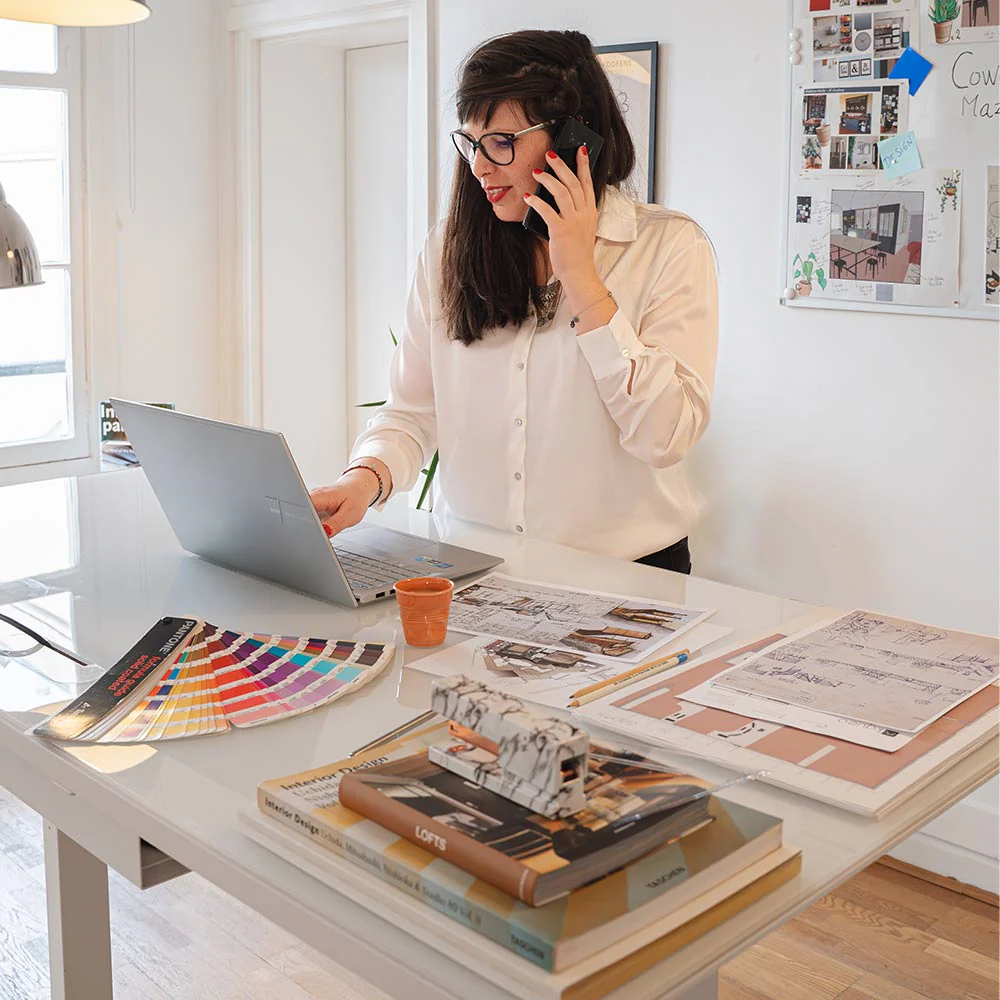 Comment fabriquer un bureau assis-debout électrique ?