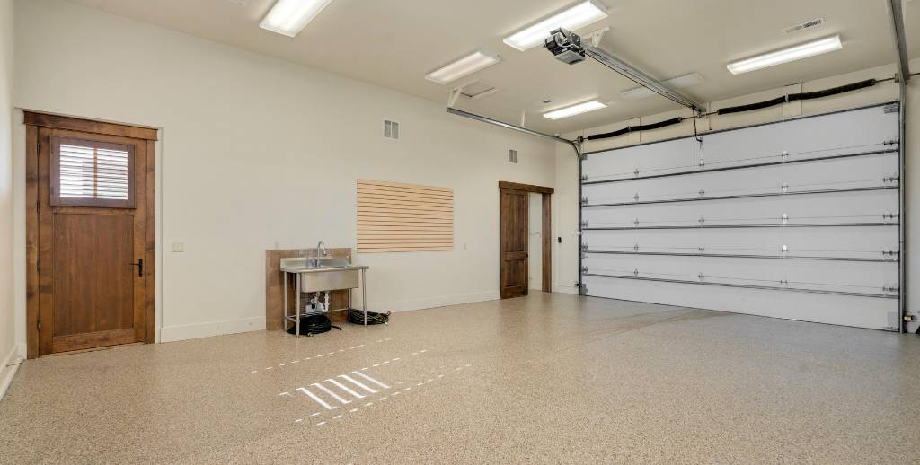 Éclairer son garage : quelles sont vos options DIY ?