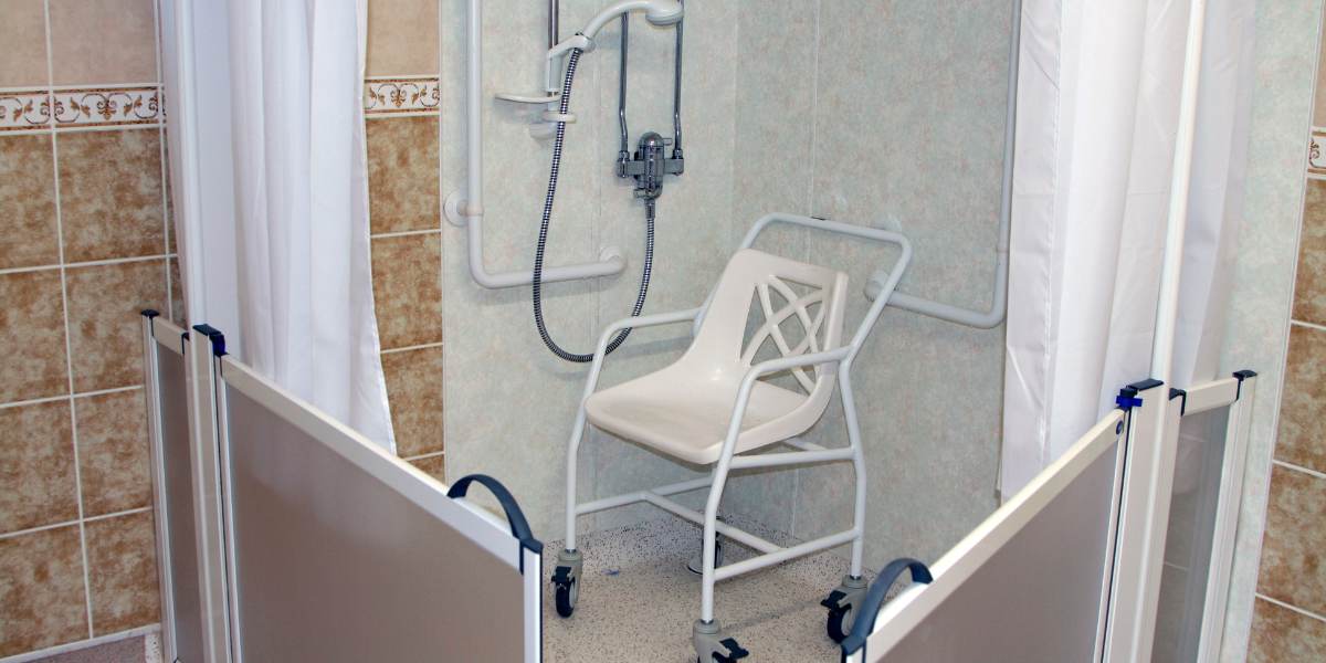 Aménager une Douche PMR conforme